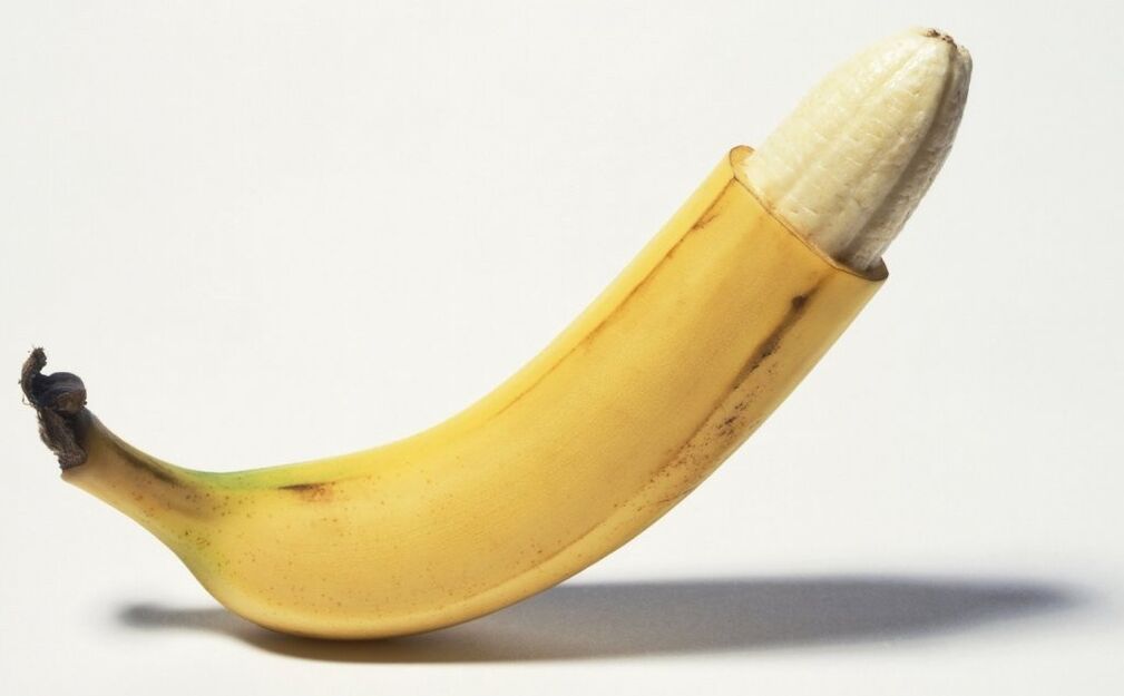 la banane imite la bite et l'élargissement